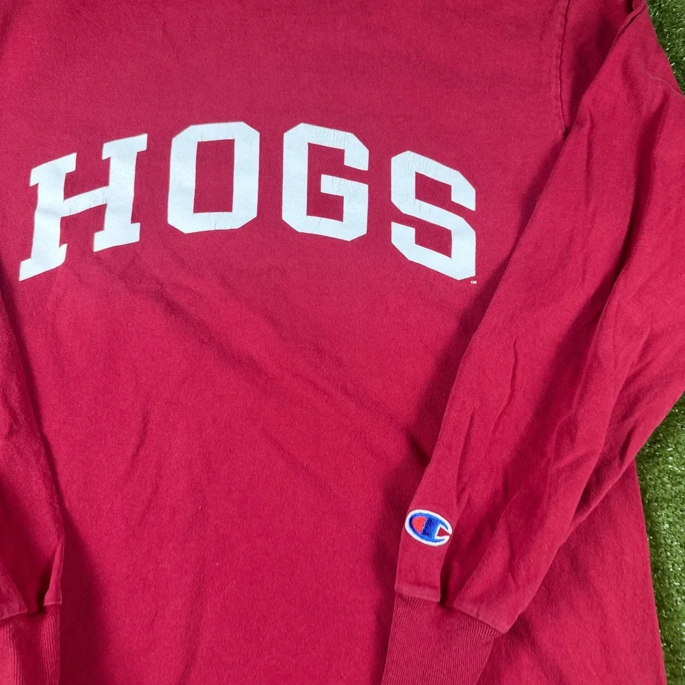Champion Arkansas Razorbacks HOGS Long‎ Sleeve T-Shirt Mens Medium Red NCAA